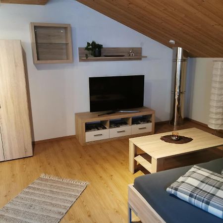 W2 Grosszuegige Wohnung In Ruhiger Lage Vorderhornbach Extérieur photo